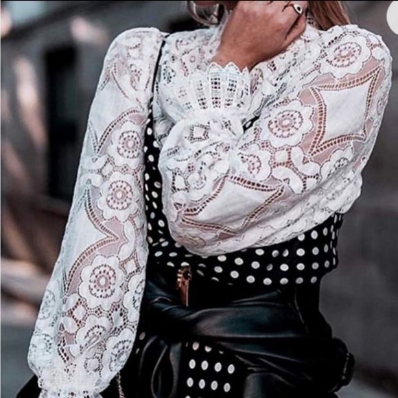 Restocking White Lace High Neck Long Sleeve Shirt - Picture 4 of 11